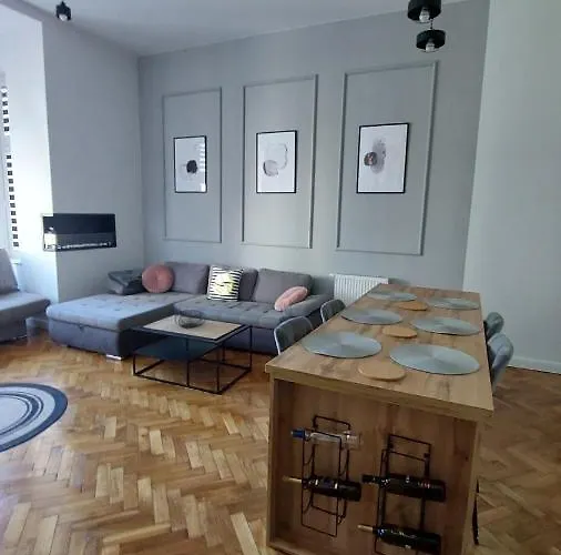 Bonjour Apartment Bezplatny Parking