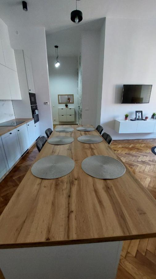Bonjour Bezplatny Parking Apartament *